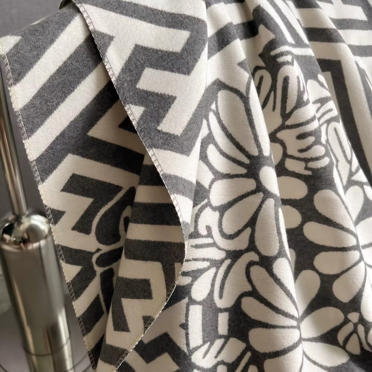 Luxury Women Floral Cashmere Touch Flower Scarf - Warm Fringe Shawl