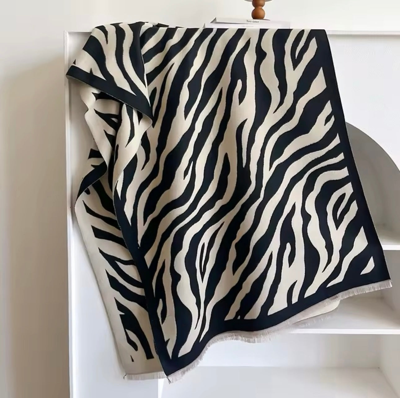 Tiger Print Scarf Thickened Warm Cashmere Shawl Women Allure