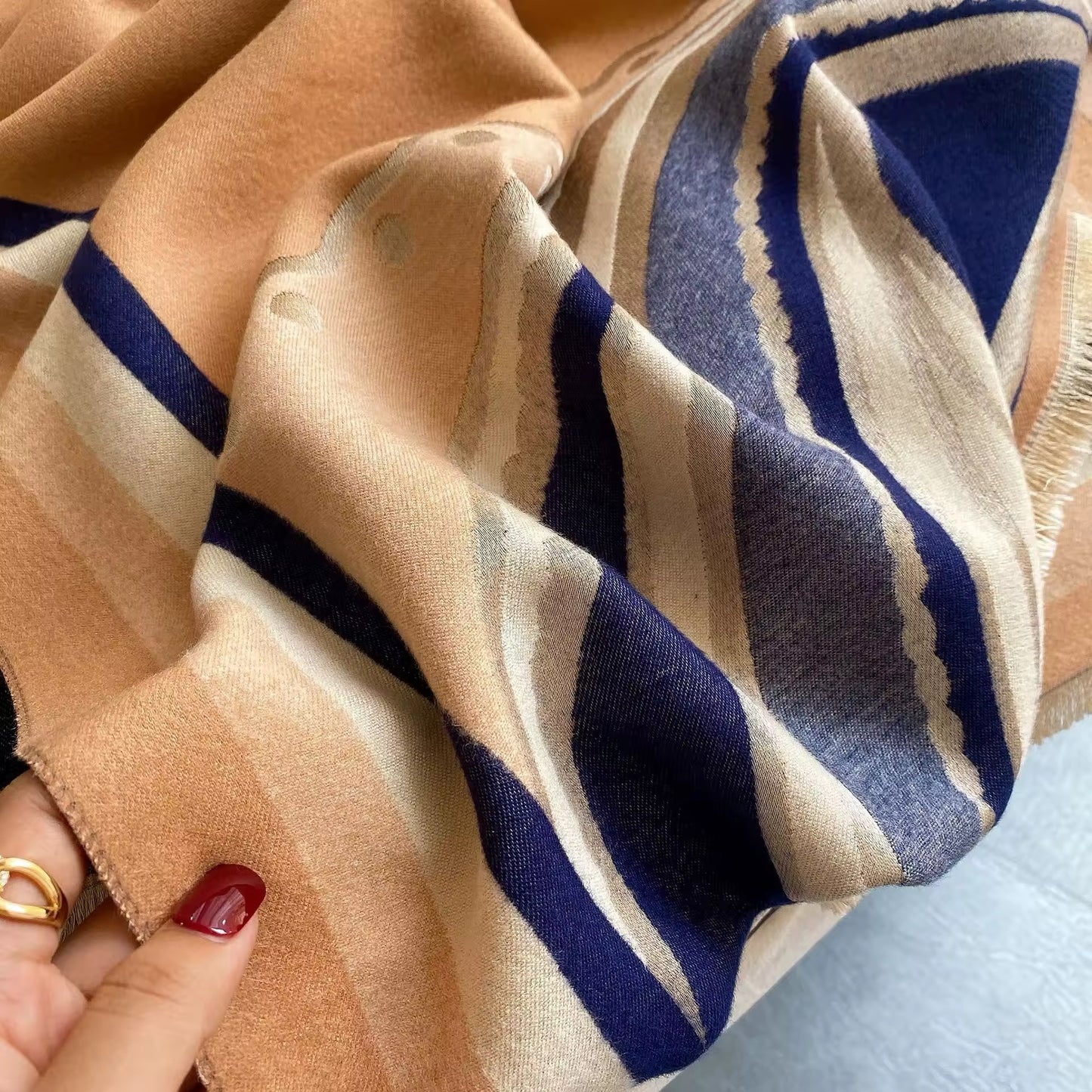 Luxury Women Limited Edition Horse Design Cashmere Touch Scarf - Warm Fringe Shawl